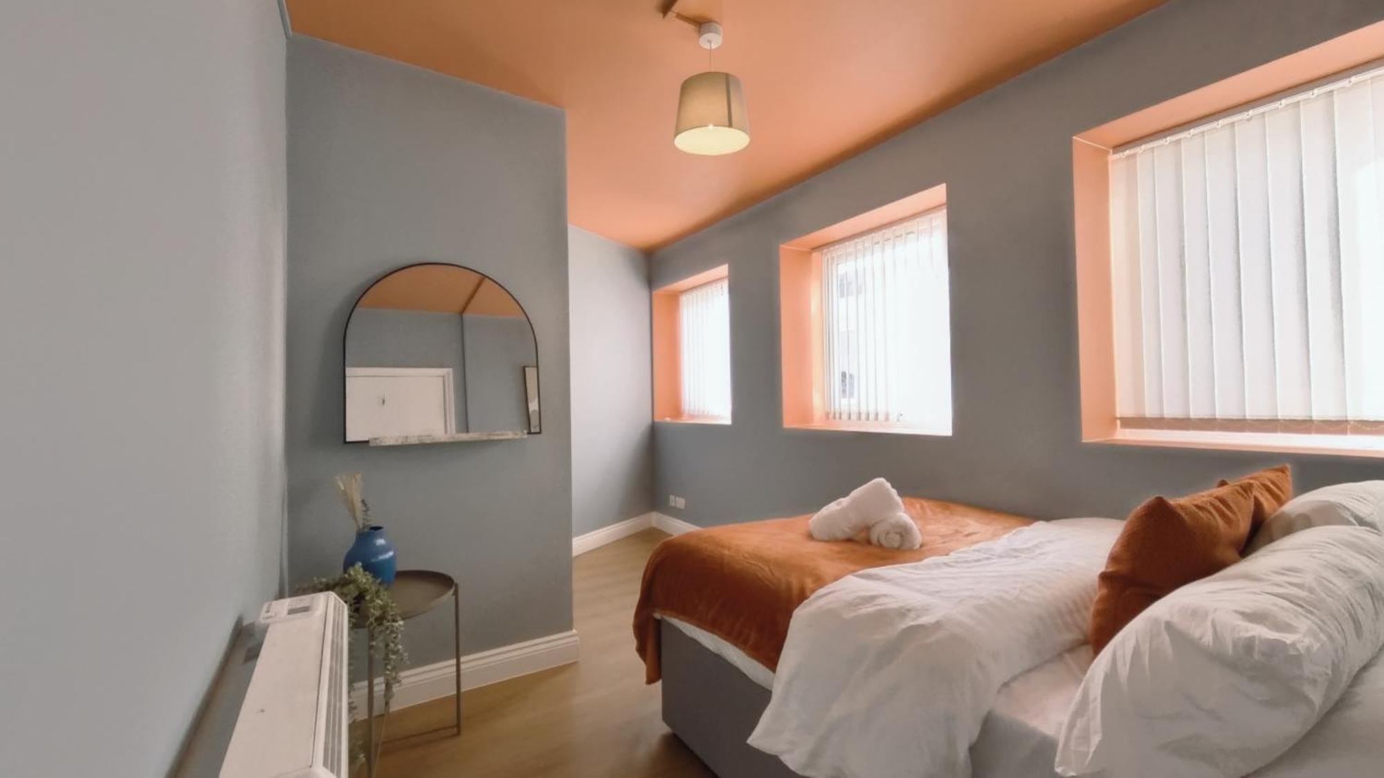 Group Bookings: Up To 30 Guests Across 5 Spacious Flats! Keyless Access Free Wifi & Parking Birmingham Dış mekan fotoğraf