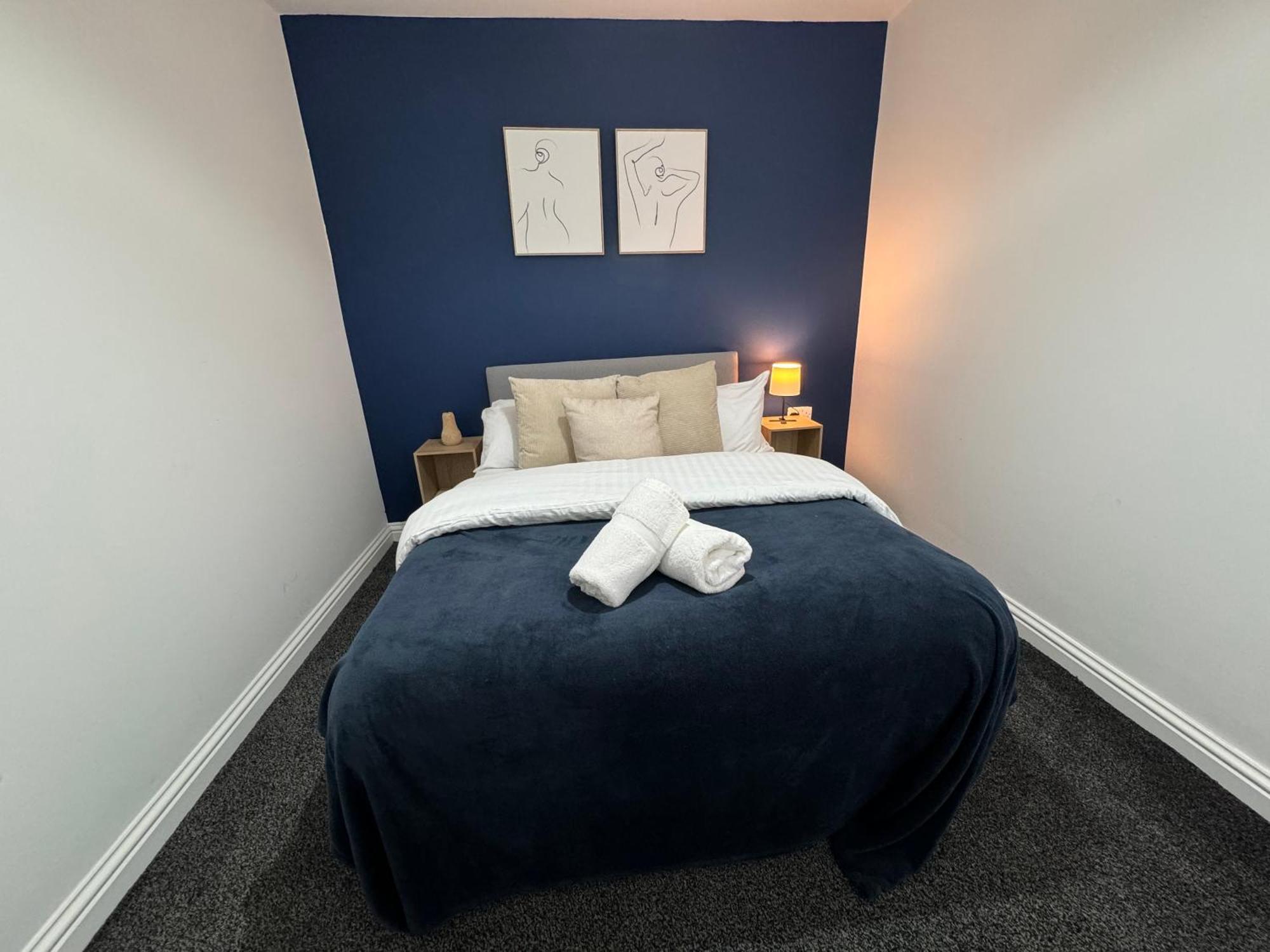 Group Bookings: Up To 30 Guests Across 5 Spacious Flats! Keyless Access Free Wifi & Parking Birmingham Dış mekan fotoğraf