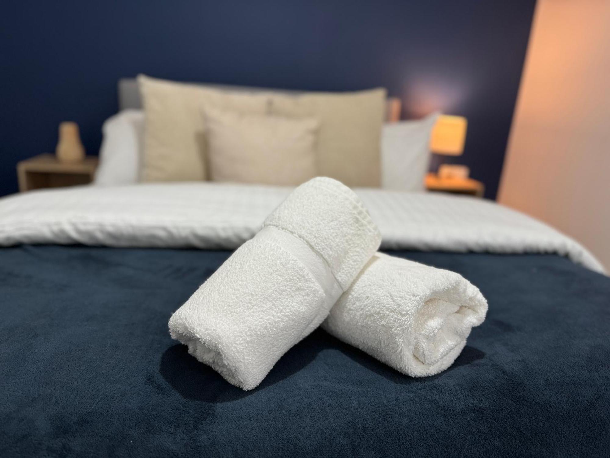 Group Bookings: Up To 30 Guests Across 5 Spacious Flats! Keyless Access Free Wifi & Parking Birmingham Dış mekan fotoğraf